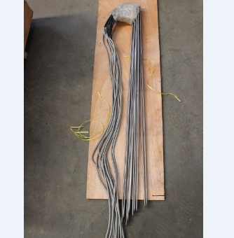 Paving machine heating strip
